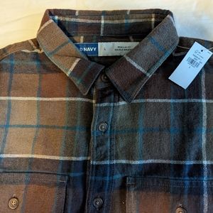 Men's flannel shirt